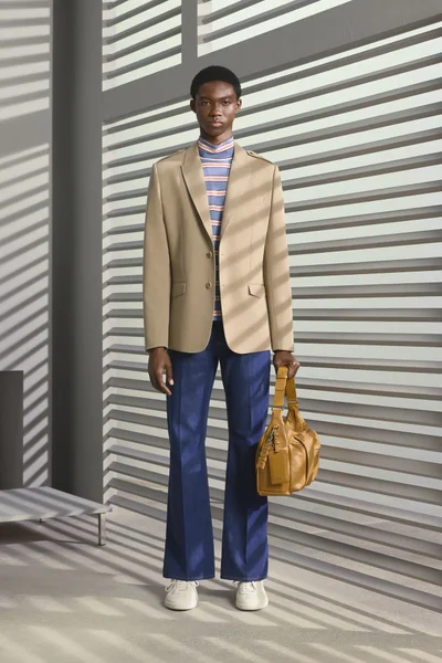 Look 37